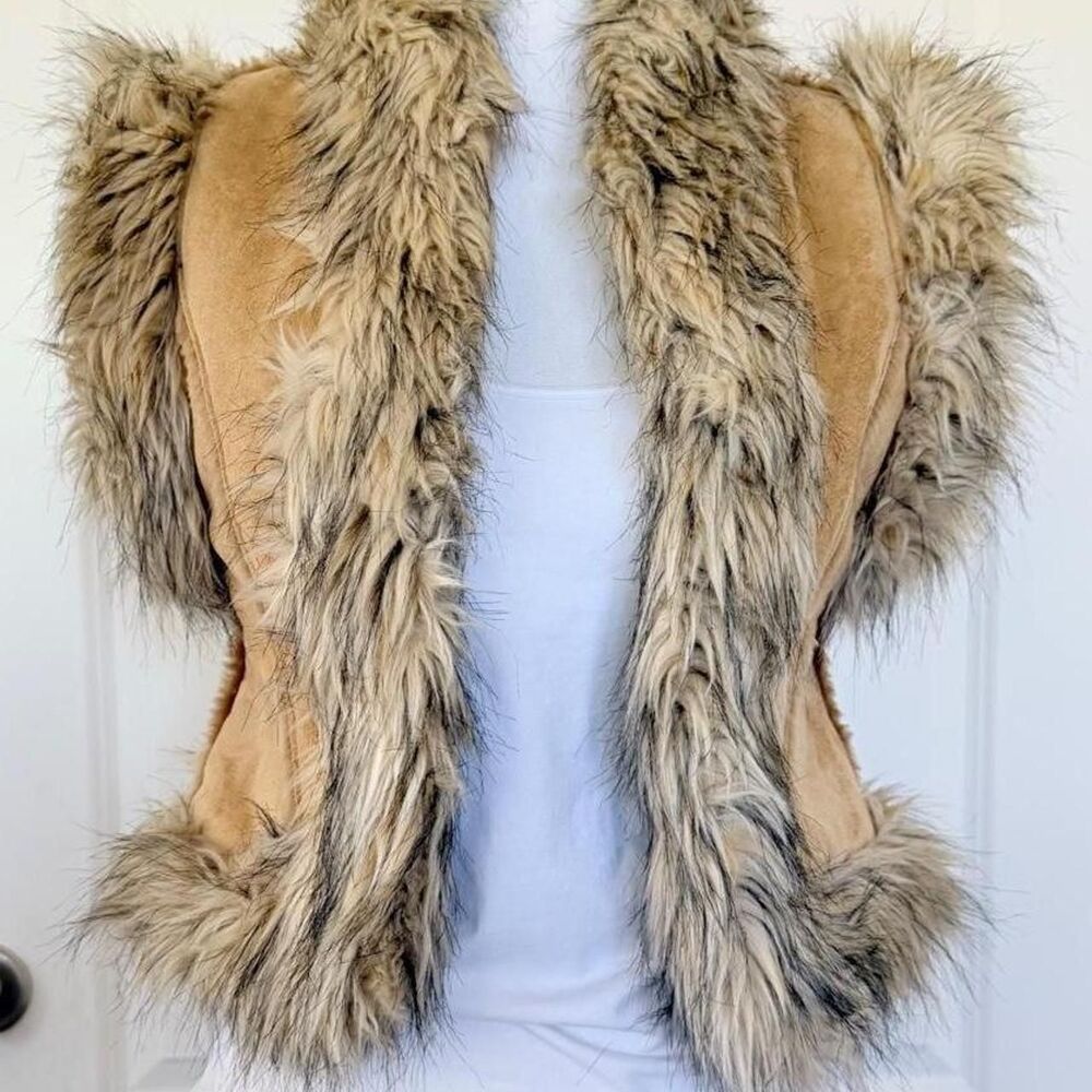 Vintage bebe Y2K Tan Faux Suede Vest Faux Fur Trim S